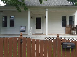 301 S Saint Clair St, Lebanon, IL