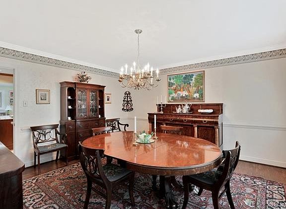 4th image of 8701 Berwickshire Dr