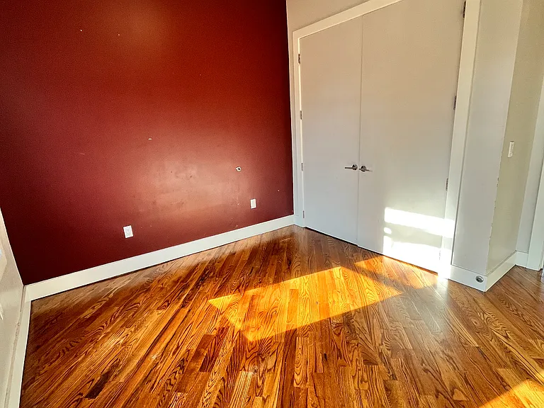 739 Garfield Ave #2A — Photo 5