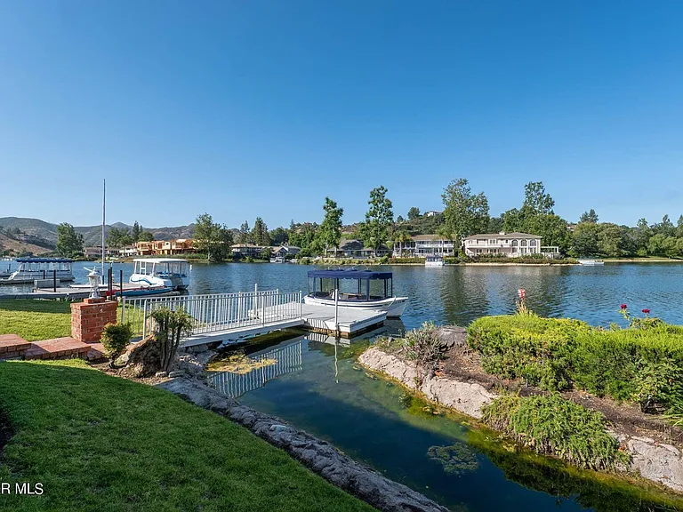 32146 Oakshore Dr — Photo 13