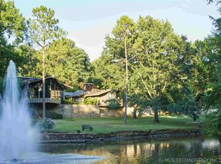 6633 Timberlane Rd, Tulsa, OK 74136