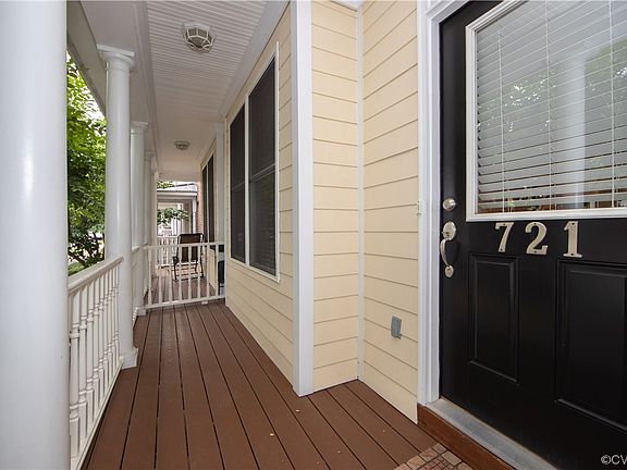 3rd image of 721 Holly St Unit 721