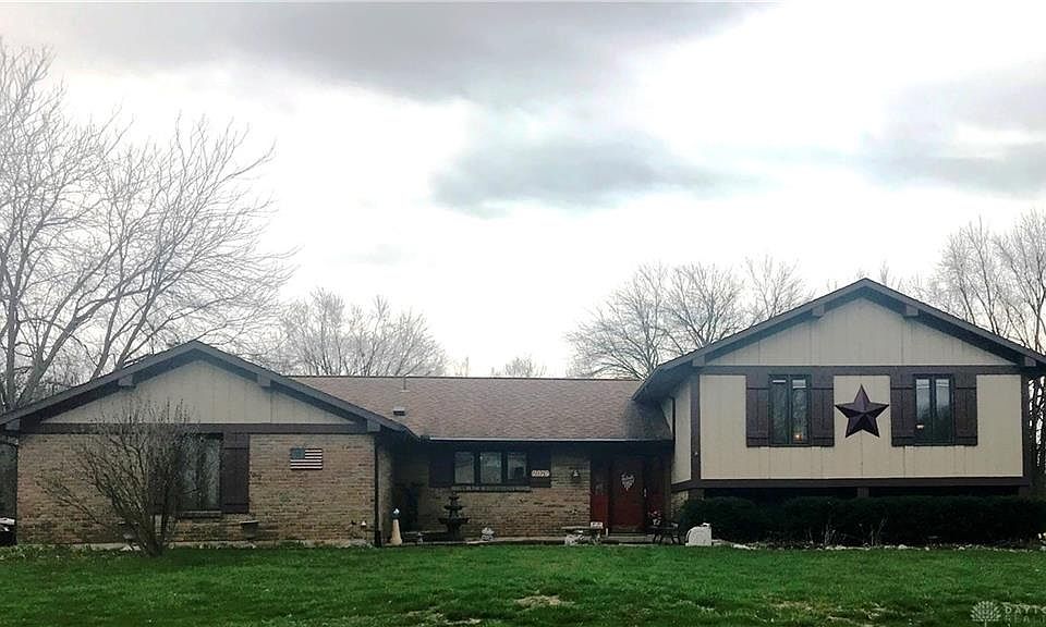 1st image of 2076 Meadowside Ln