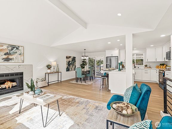 4th image of 2214 SE 21st Street