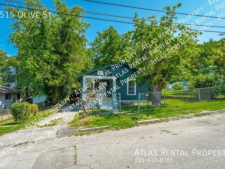 2515 Olive St — Photo 3