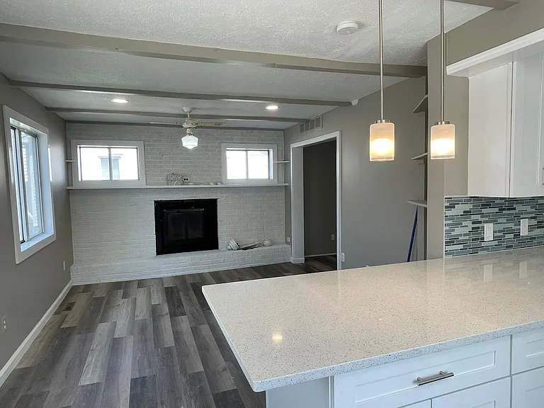 3625 Prairie Ave — Photo 5