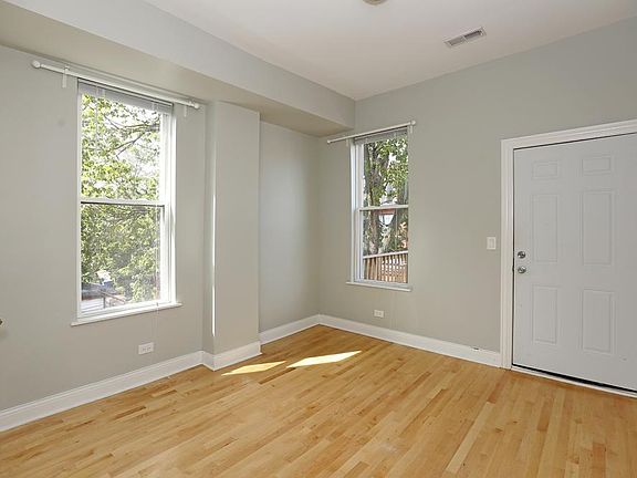 4th image of 2144 W Potomac Ave #Two_r