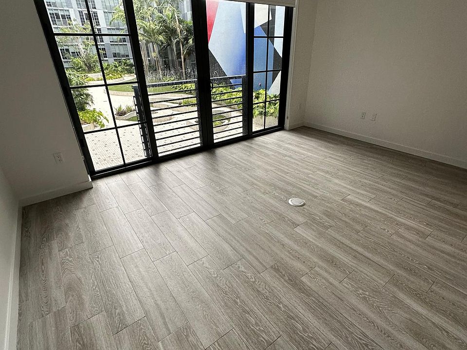 1st image of 25 NW 34th St #208