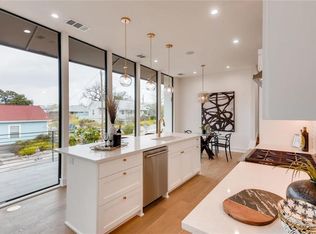 1165 Curve St, Austin, TX 78702