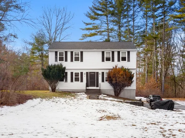 3 Five Roxanne Rd, Groton, MA 01450