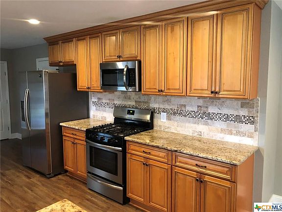 4th image of 2705 E Loma Vista Ave