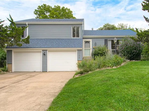 11225 Calico Dr, Kansas City, MO 64137