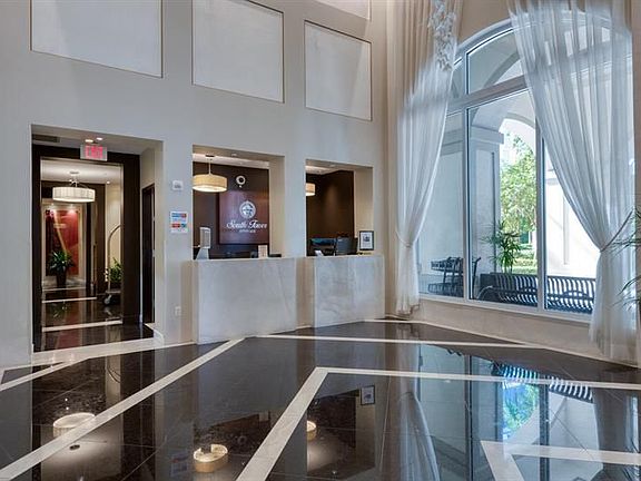 3rd image of 550 Okeechobee Blvd APT 522
