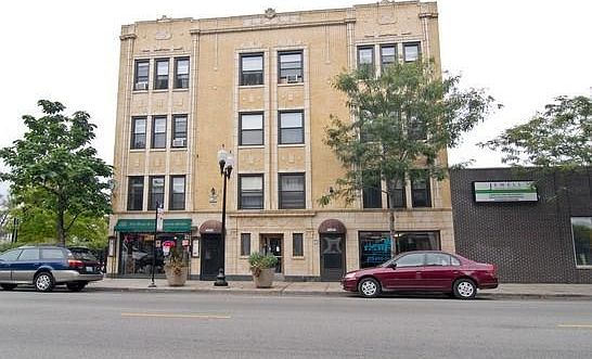 1st image of 4505 N Lincoln Ave #2A