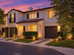 23301 Anacapa Ln, Valencia, CA 91354