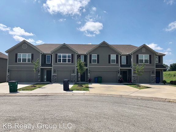4th image of 1534 NE Erin Ct