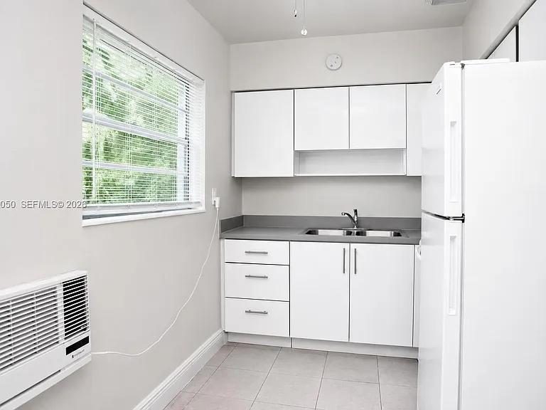 2206 Fillmore St #8 — Photo 4