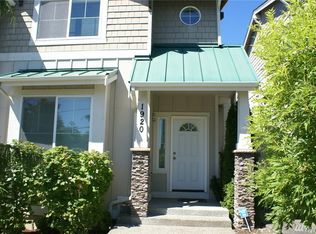 1920 S 240th St, Des Moines, WA 98198
