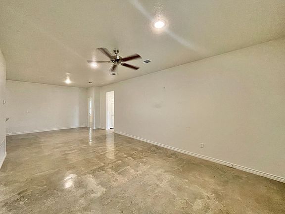 4th image of 1811 Emma Naylor Ct #B