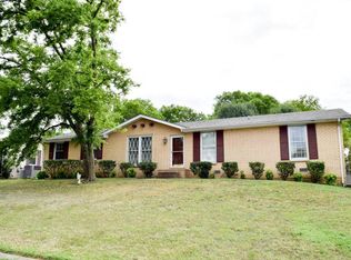 315 Donna Dr, Hendersonville, TN 37075