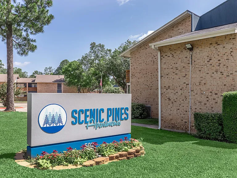 Scenic Pines Apartments — Photo 6