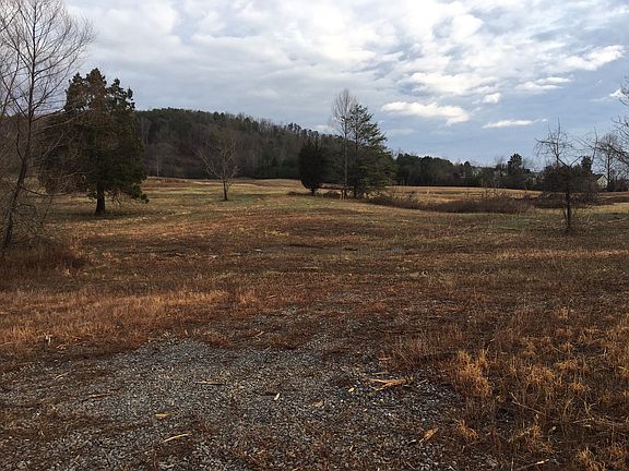 2nd image of Highland View Dr