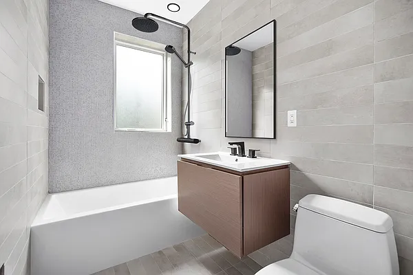 Sold by Christie's International Real Estate Group, LLC | media 10