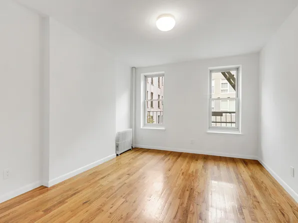 323 West 43rd Street image 6 of 12