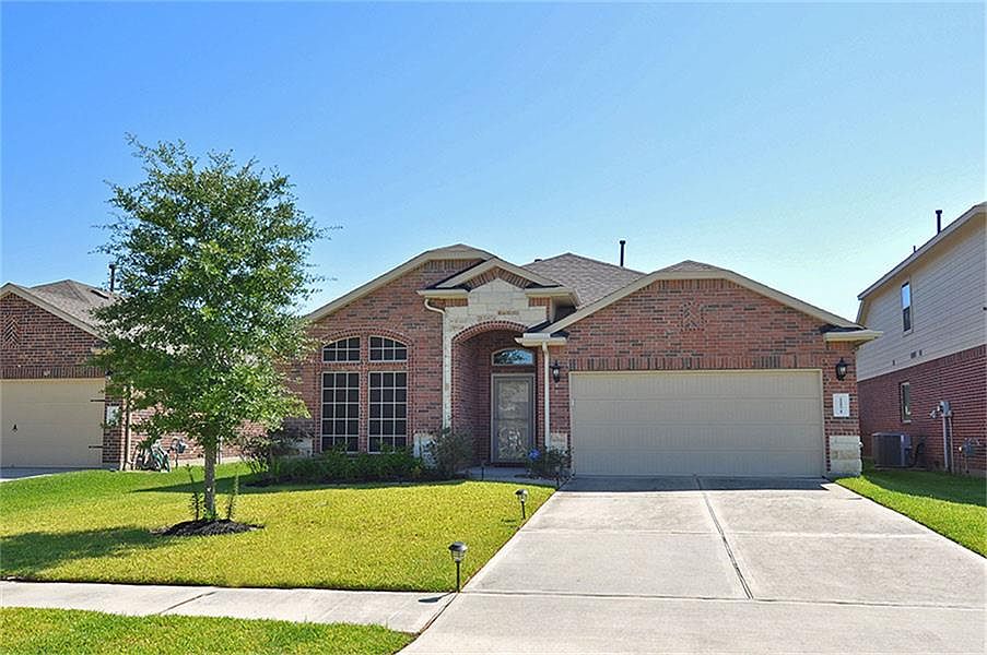1st image of 22571 Valley Canyon Ln
