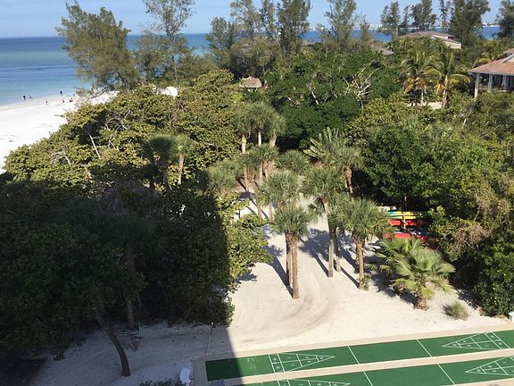 5th image of 19 Whispering Sands Dr