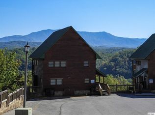 1902 Starr View Dr, Sevierville, TN 37876