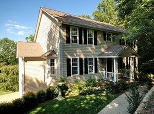 30 Hawk View Dr, Asheville, NC 28804