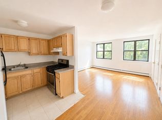 302 Hart St APT 3, Brooklyn, NY 11206