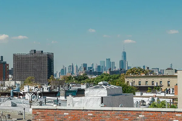 Rented by MySpaceNYC | media 26