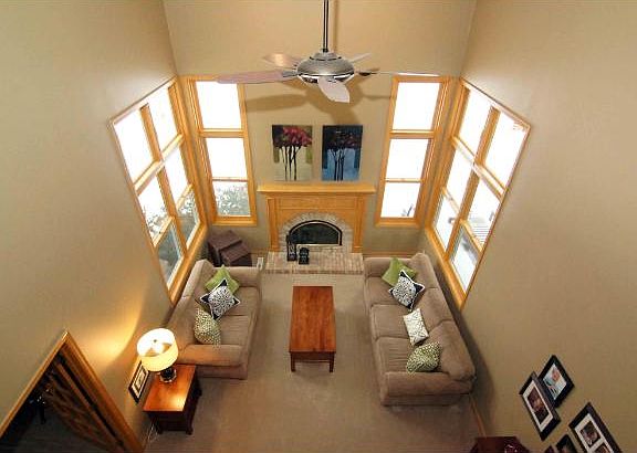 4th image of 575 Sibley Ct