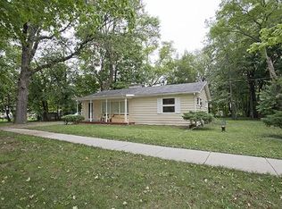 711 Woodlawn Ave, Naperville, IL