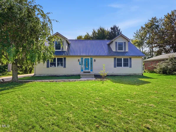 713 E Crocker St, Bradner, OH 43406