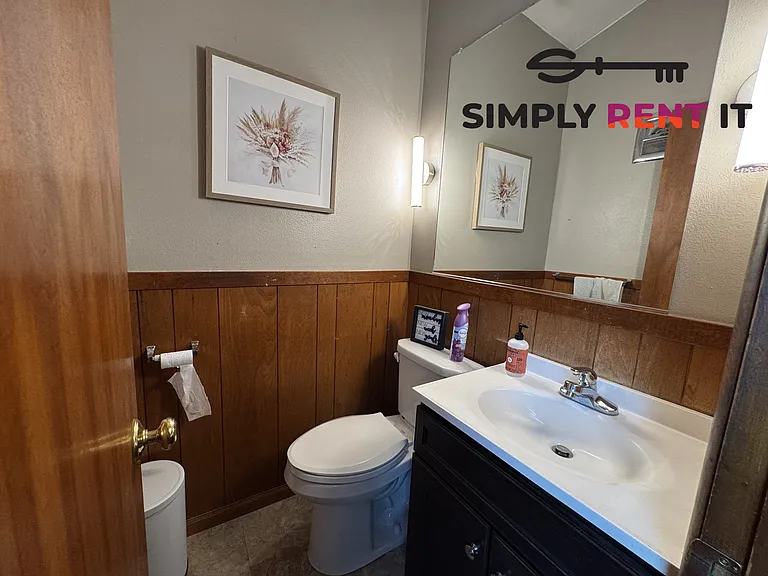 532 Hayward Ave — Photo 11