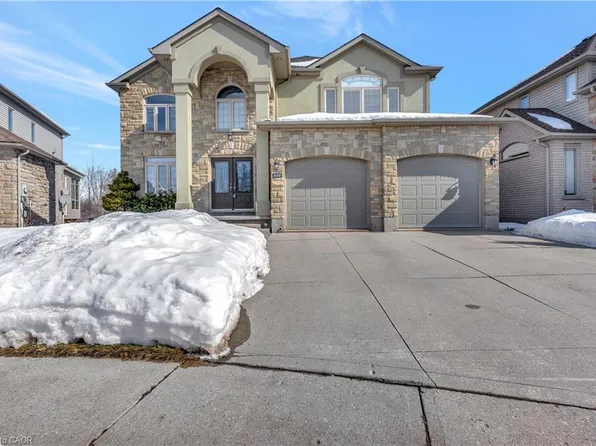 510 Forest Gate Cres, Waterloo, ON N2V 2X2
