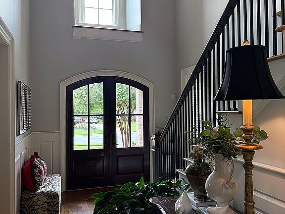 4th image of 709 Wickham Dr