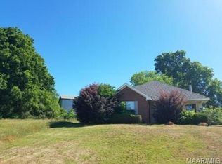 181 Hidden Valley Rd, Deatsville, AL 36022