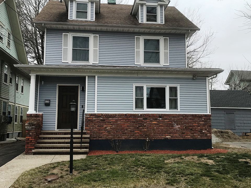688 Wood Avenue