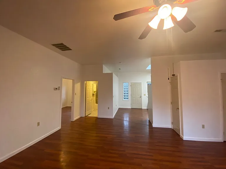 2259A Dogwood Rd — Photo 2