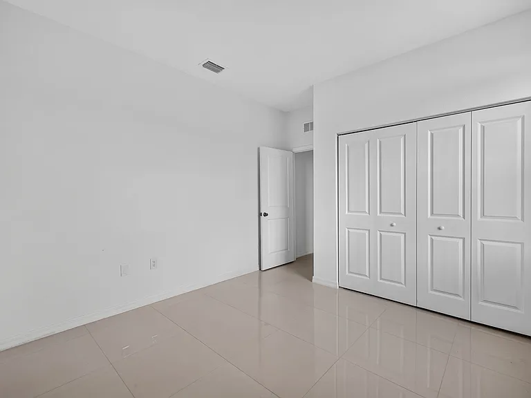 3700 12th St W — Photo 19