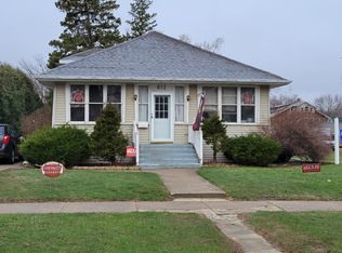 613 7th Ave, Brookings, SD 57006