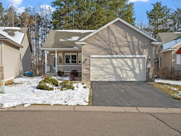 1185 Sterling Cir N, Maplewood, MN 55119