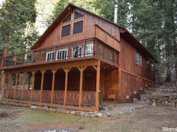 4901 Golden St, Pollock Pines, CA 95726