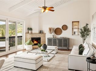 8462 Hillcroft Dr, Canoga Park, CA 91304