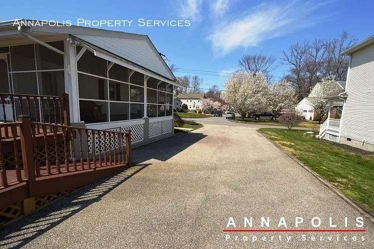907 Hillside Ave — Photo 17