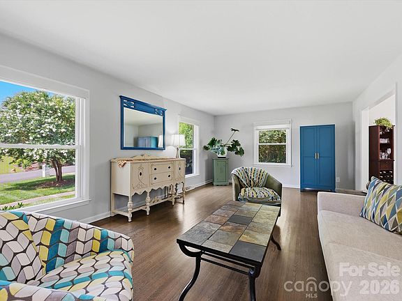5th image of 6419 Morven Ln